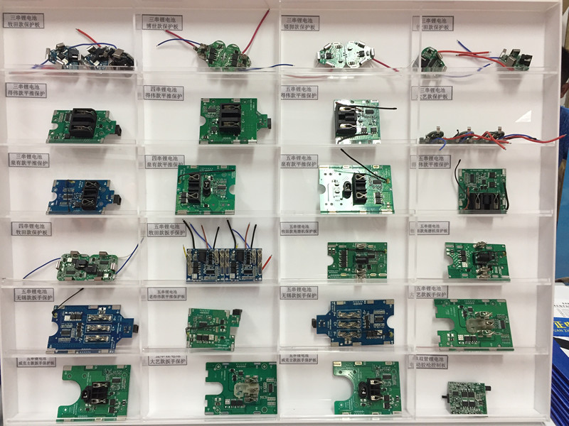 【大圣归来】五金展圆满结束，Cmp冠军展台前宾客满蓬